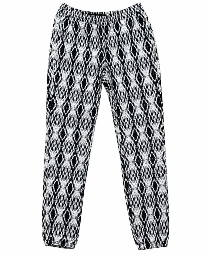 Pantalones estampados en blanco y negro