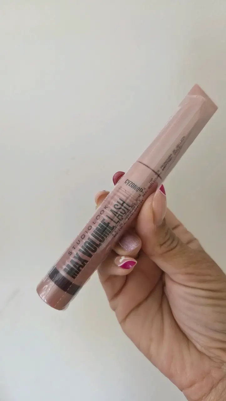 Máscara de Pestañas Cyzone Studio Look Max Volume Lash