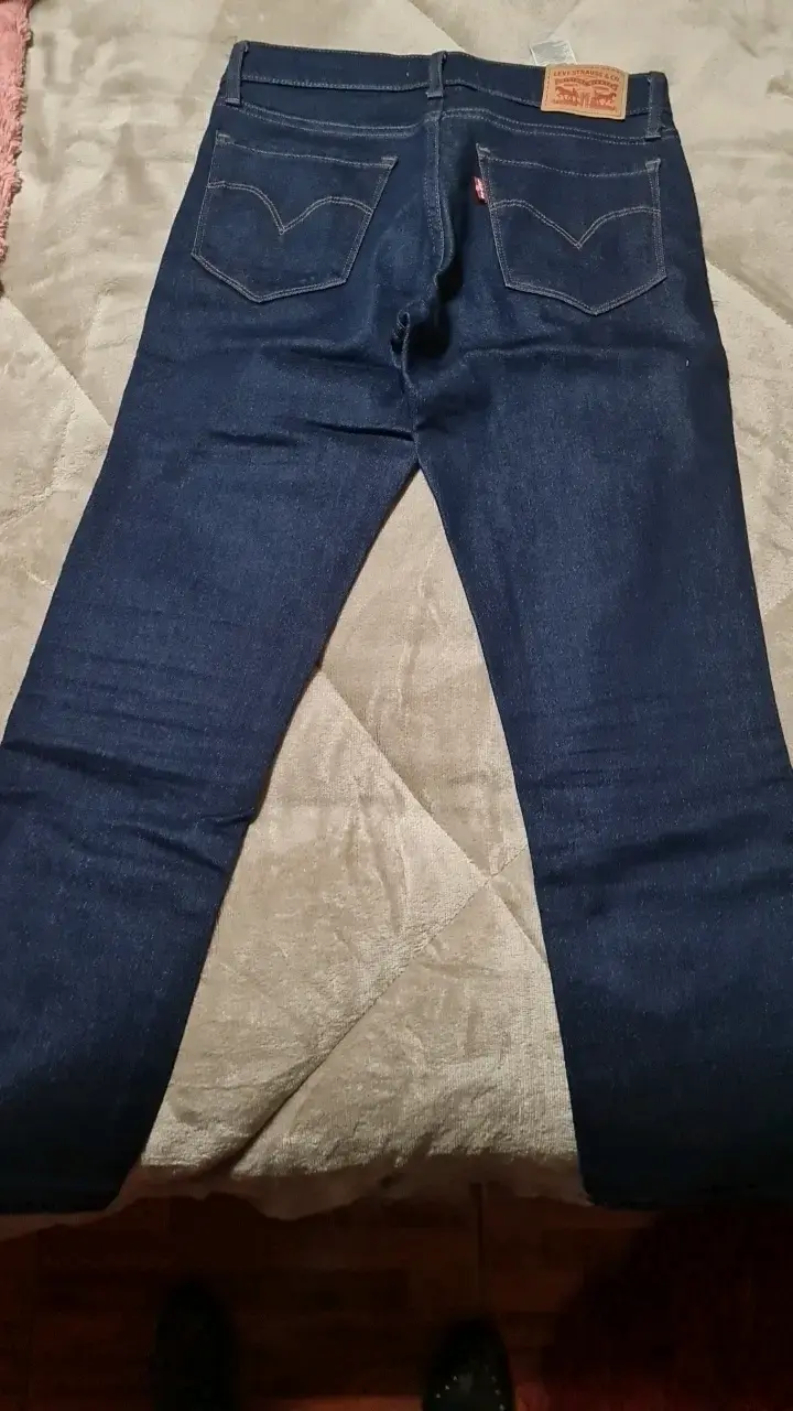 Jeans Levi's azul oscuro para mujer - 1