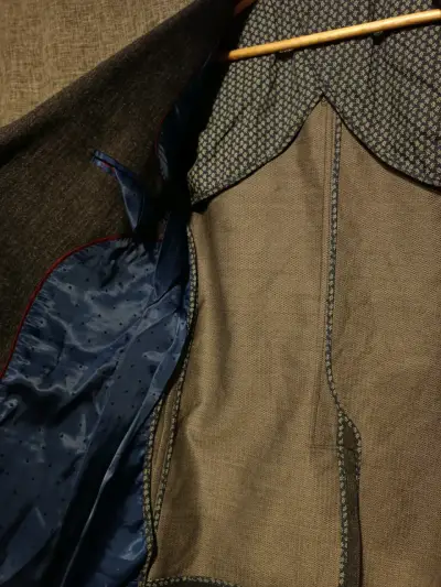 Blazer de lanilla gris oscuro para hombre - miniatura 3