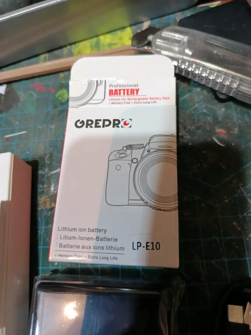 Cargador USB Dual LED con2 Baterías para Cámara Ca - 4