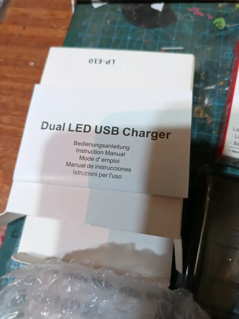 Cargador USB Dual LED con2 Baterías para Cámara Ca - 5