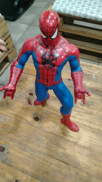Figura de acción grande de Spider-Man - miniatura 1