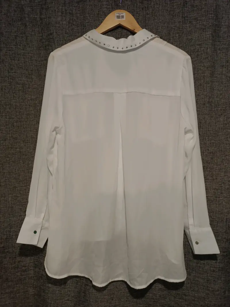 Blusa blanca con tachas Lorenzo Di Ponti - 2