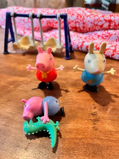 Peppa pig set de juguetes - miniatura 1