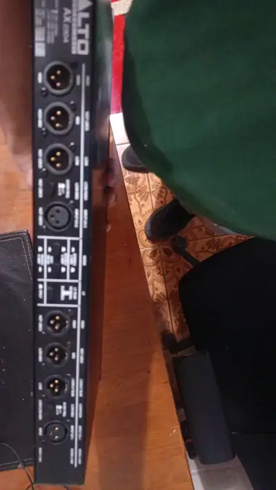 Ecualizador de Audio Profesional Alto AX2304 - miniatura 2