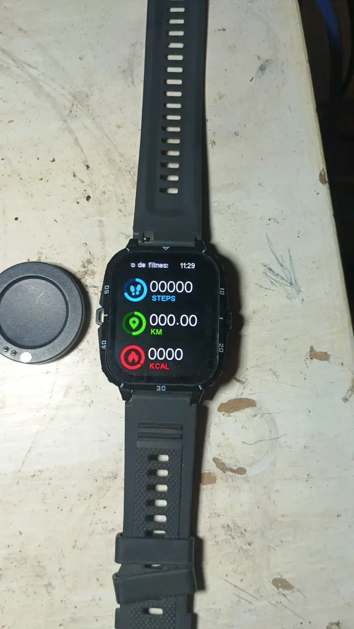 Smartwatch deportivo con cargador magnético - 2