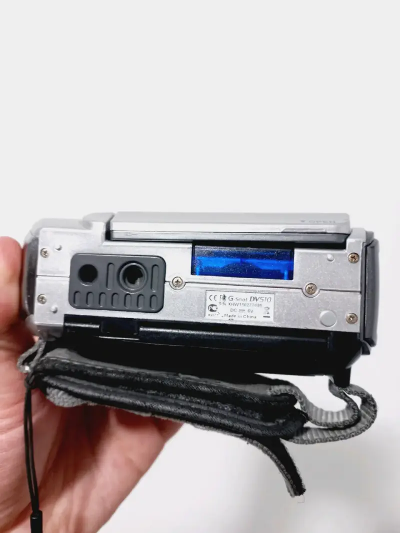 Videocámara Genius G-Shot DV510 con tarjeta microSD - 5