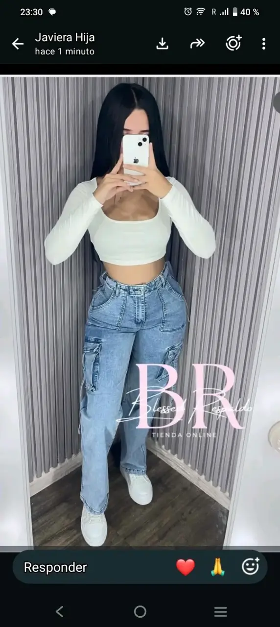 Jeans de mujer con bolsillos cargo - 2