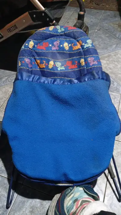 Silla mecedora para bebé Fisher-Price azul - miniatura 3