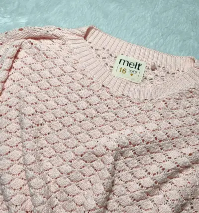 Suéter de punto calado Melt, verde y rosa oversize - miniatura 4