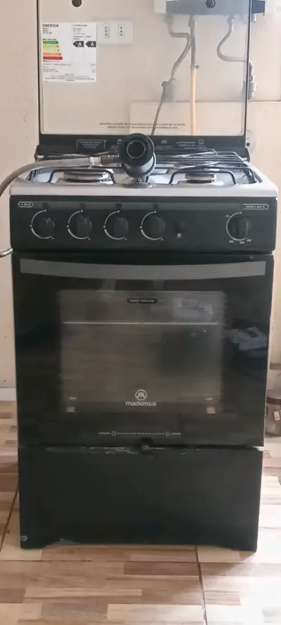 Cocina a gas Mademsa con horno y 4 quemadores - miniatura 1