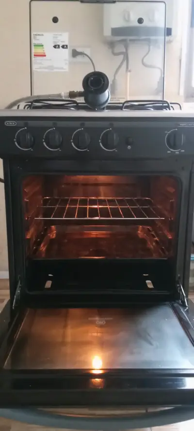 Cocina a gas Mademsa con horno y 4 quemadores - miniatura 3