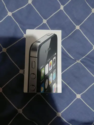 iPhone 4S bloqueado por icloud en perfecto estado - miniatura 1