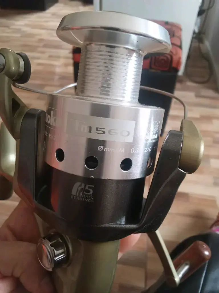 Kit de pesca con carrete Tamoka y accesorios - 2