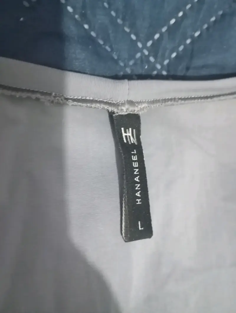 Polera gris manga larga Hananeel - 2