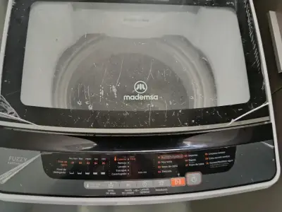 Lavadora Mademsa Fuzzy 9.5 kg en buen estado - miniatura 3