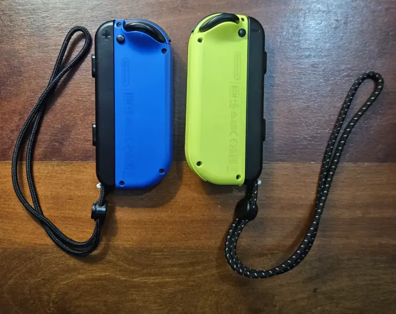 Controles Joy-Con azul y amarillo para Nintendo Switch - 2
