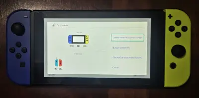 Controles Joy-Con azul y amarillo para Nintendo Switch - miniatura 3