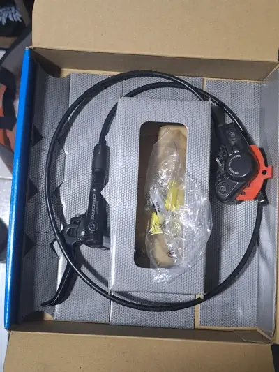 Freno de disco hidráulico Shimano Deore - miniatura 1