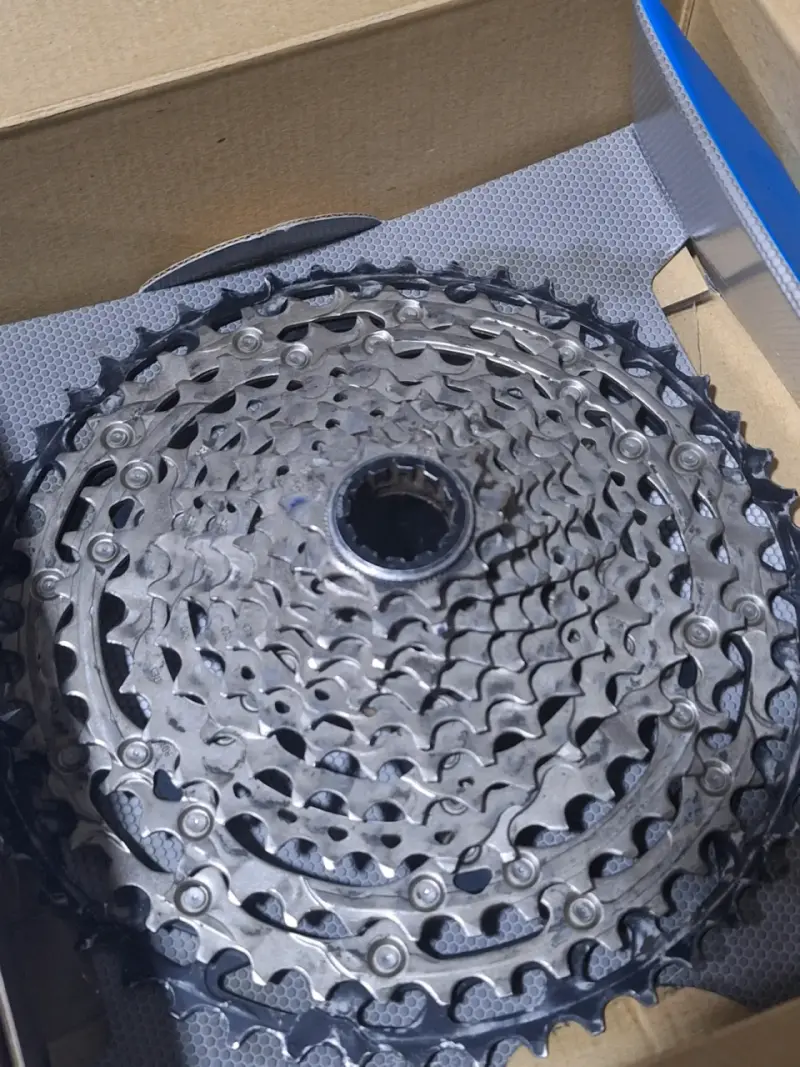 Cassette de bicicleta Shimano 12 velocidades - 2