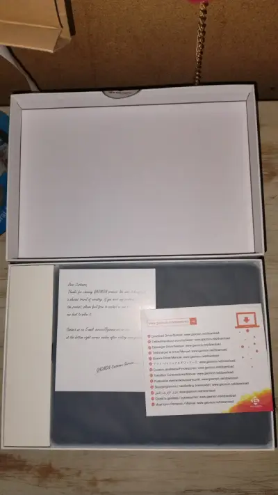 Tableta gráfica Gaomon S620 con accesorios - miniatura 3
