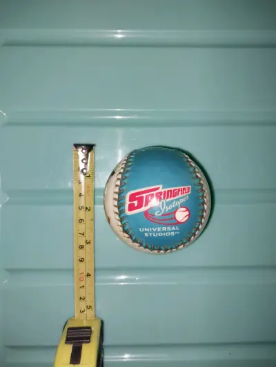 Pelota Béisbol Universal Studios Los Simpson - miniatura 1