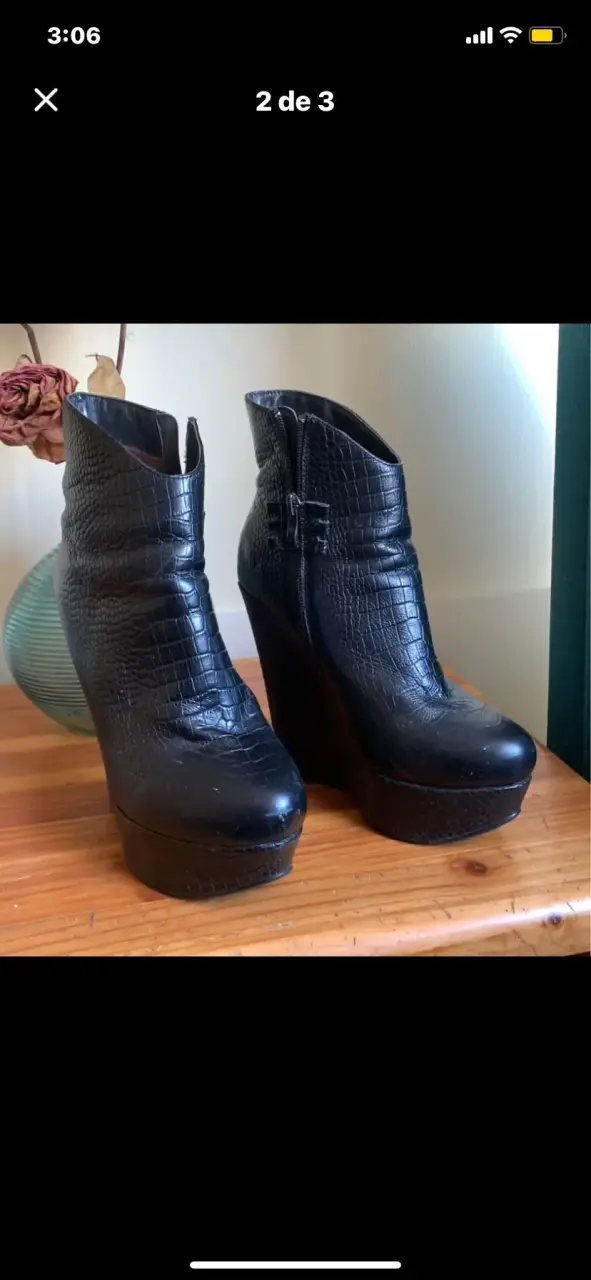Botines de Cuero Negro con Plataforma - 2