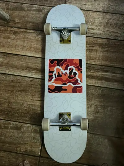 Skateboard nuevo - miniatura 2