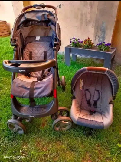 Coche de bebé Infanti con silla de auto gris - miniatura 2
