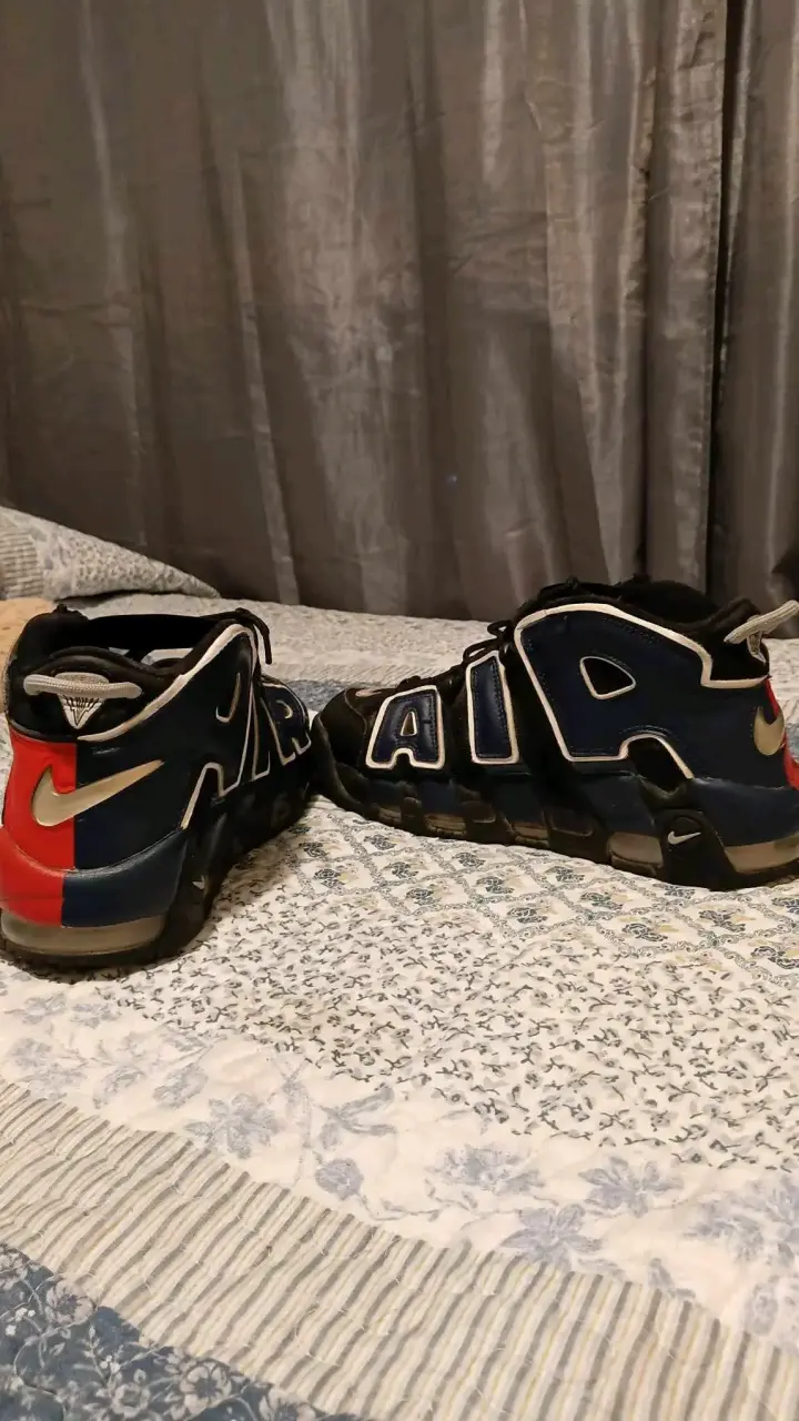 Zapatillas deportivas Nike Air negras y rojas - 2
