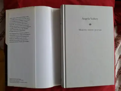 Libro 'Muerte Entre Poetas' de Ángela Vallvey - miniatura 2