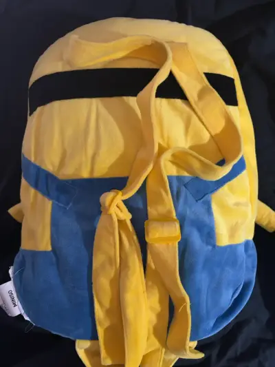 Mochila Minion para niños - miniatura 3