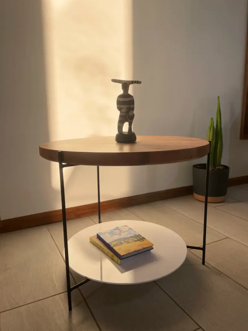 Mesa de centro redonda de madera y metal - 3