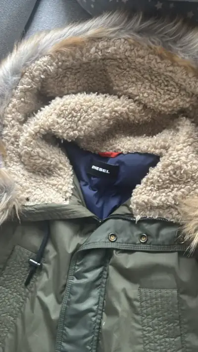 Parka verde con capucha de piel sintética Diesel - miniatura 2