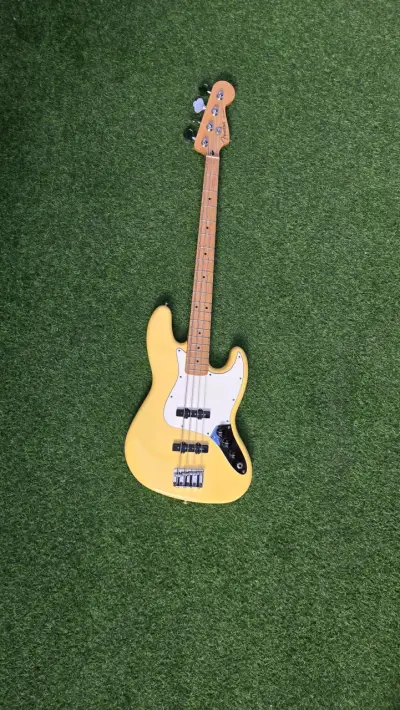 Bajo eléctrico Fender Jazz Bass - miniatura 1