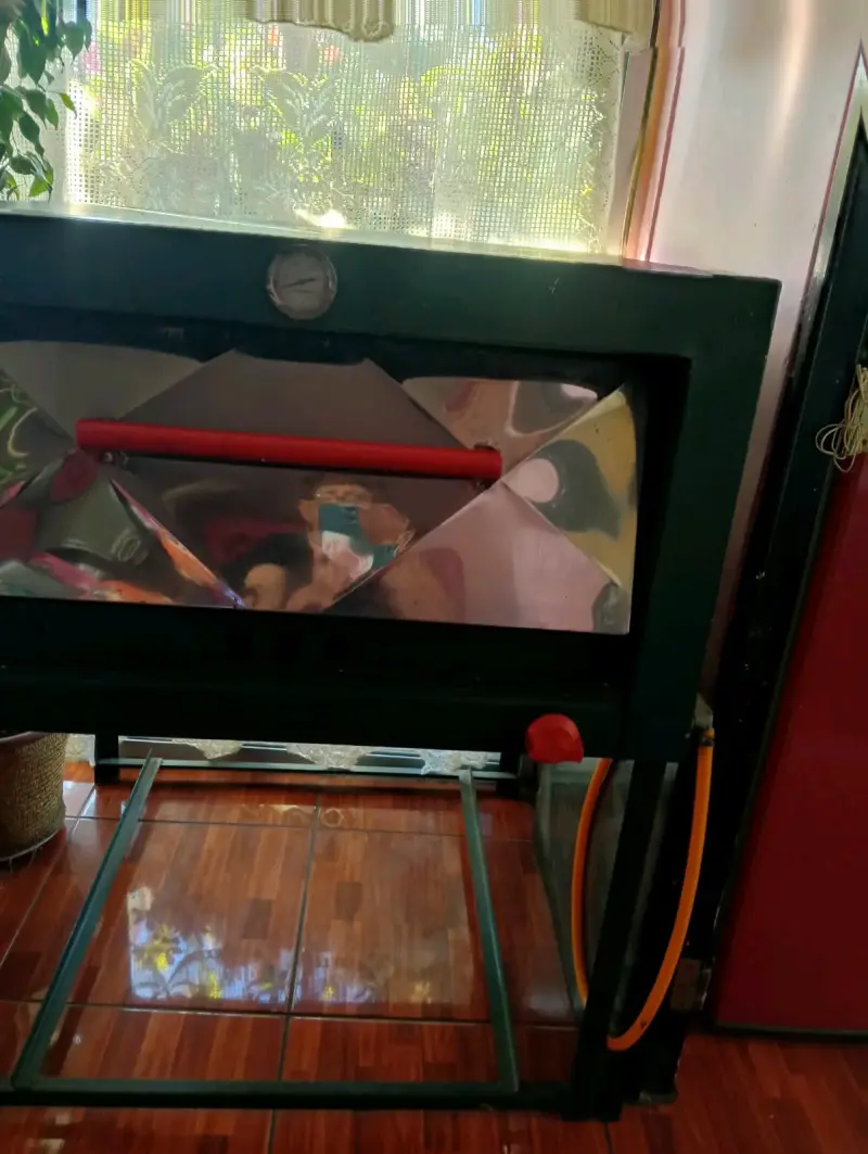 Horno con Termómetro ,cómo nuevo poco uso - 1