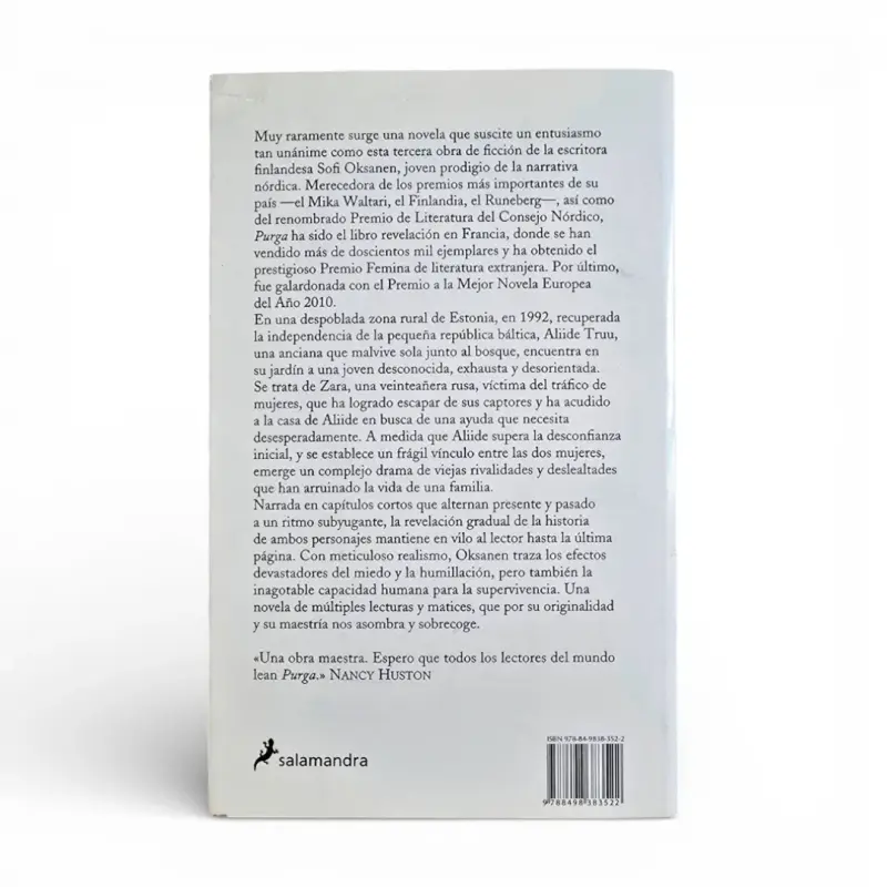 Libro 'Purga' de Sofi Oksanen en buen estado - 2