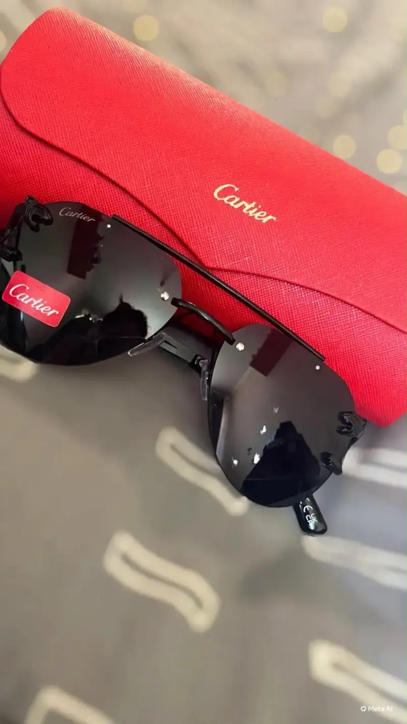 Gafas de Sol Cartier con Estuche Rojo - 1