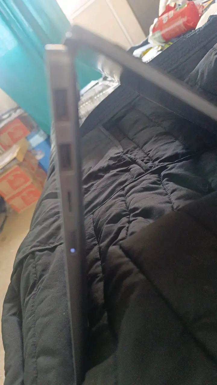 Laptop Lenovo Ideapad 5 Pro con AMD Ryzen 7 - 5