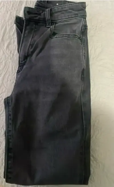Vendo 5 Jeans American Eagle, Levi’s y Zara mujer - miniatura 3