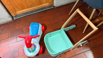 Andador y correpasillos Fisher-Price para niños - miniatura 3