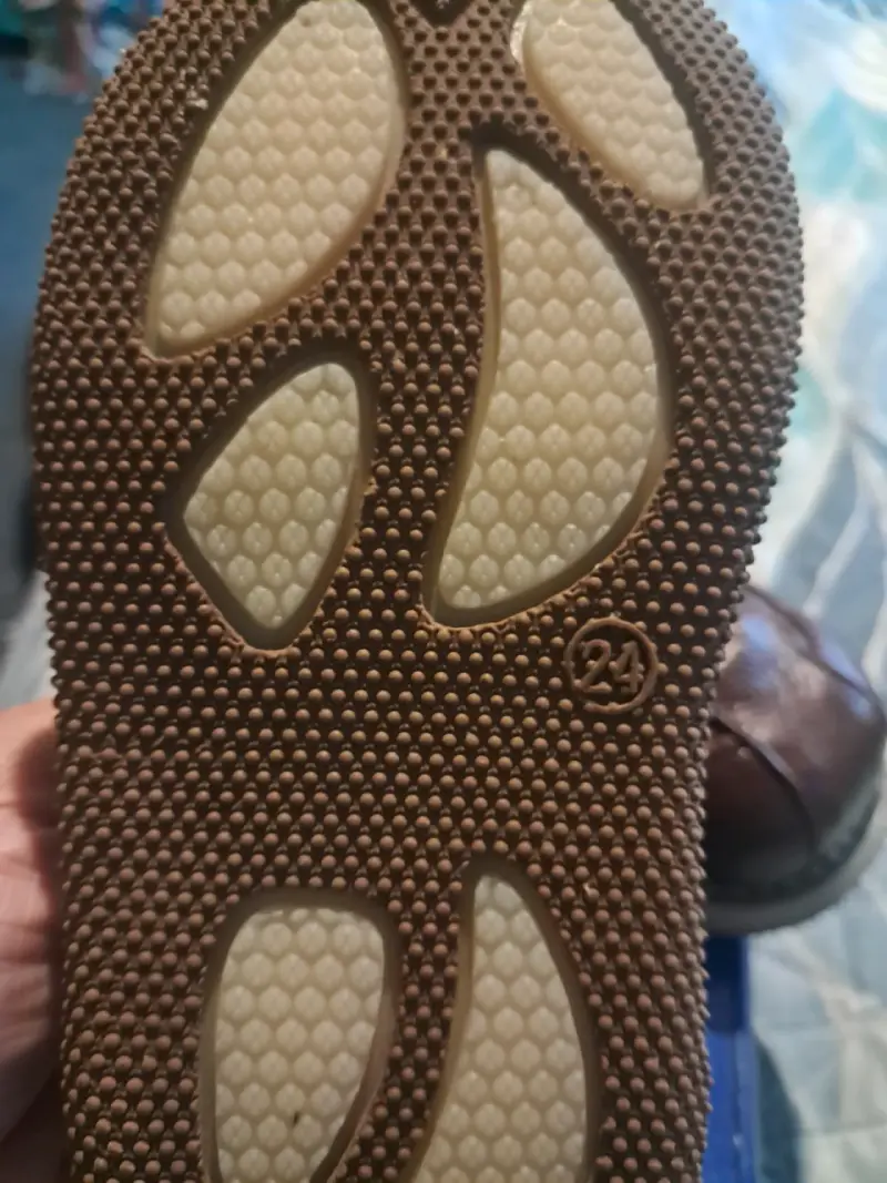 Zapatos de cuero para niños Besthouse talla 24 - 2