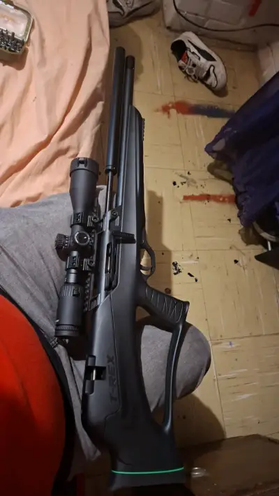 Rifle PCP Bullpup T-Rex con Mira - miniatura 2