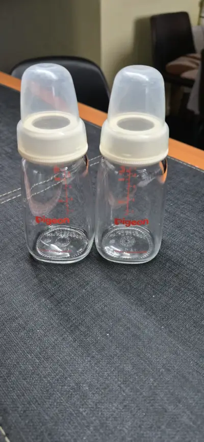 Mamaderas de vidrio Pigeon 120 ml sin chupete - miniatura 2