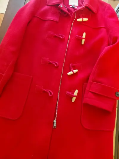 Abrigo rojo de lana con cierre y botones de madera Esprit - miniatura 1