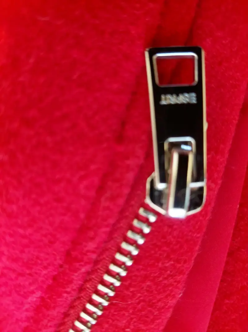 Abrigo rojo de lana con cierre y botones de madera Esprit - 4