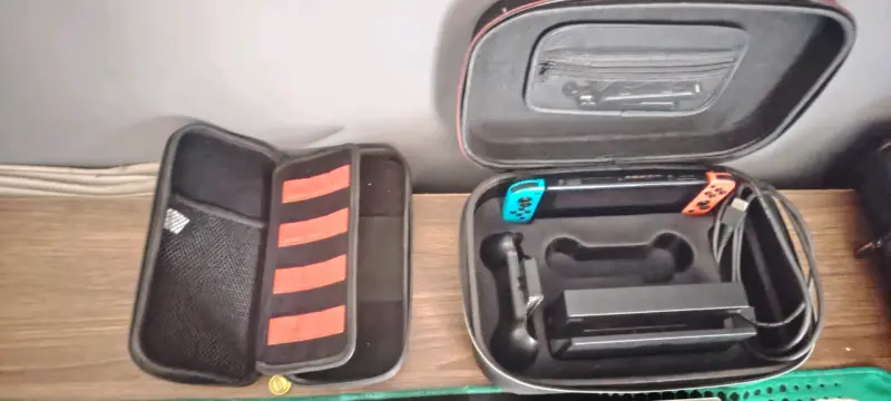 Nintendo switch + 5 juegos - 6