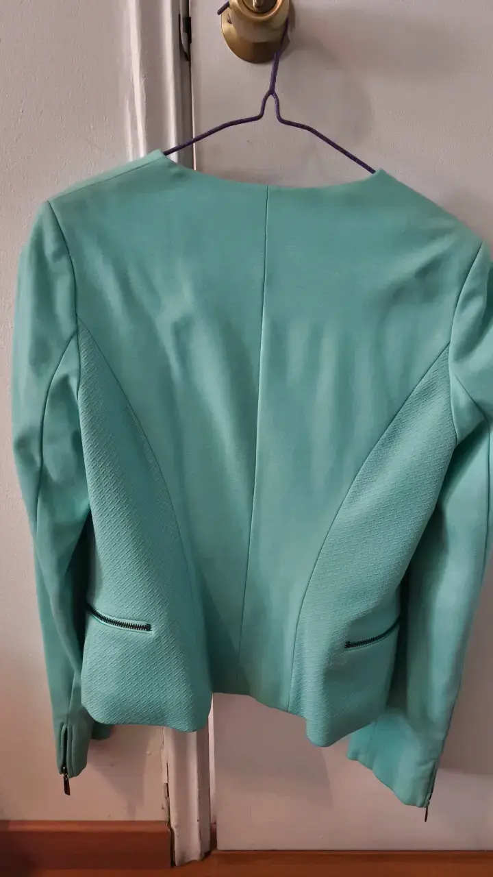 Chaqueta IO verde menta elegante para mujer - 3