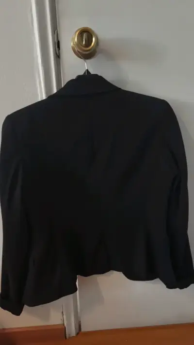 Blazer negro para mujer Basement Basic - miniatura 3